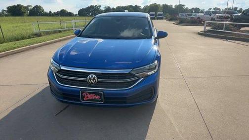 Rising Blue Metallic 2024 Volkswagen Jetta 1.5T SE