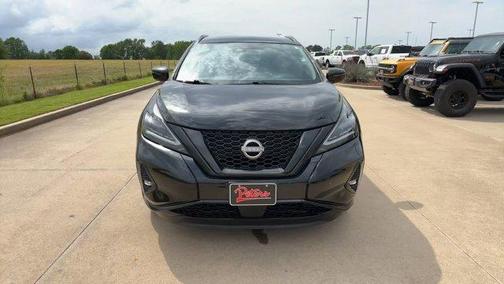Black 2023 Nissan Murano SV