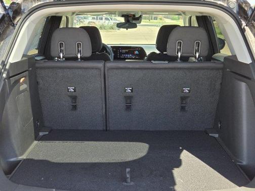 Mosaic Black Metallic 2026 Chevrolet Trailblazer LS