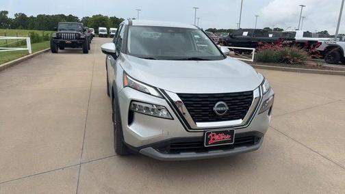 Brilliant Silver Metallic 2023 Nissan Rogue SV
