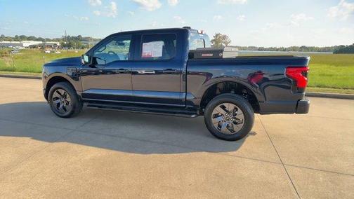 2023 Ford F-150 Lightning LARIAT