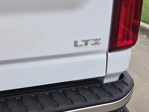 Summit White 2026 Chevrolet Silverado 3500 LTZ