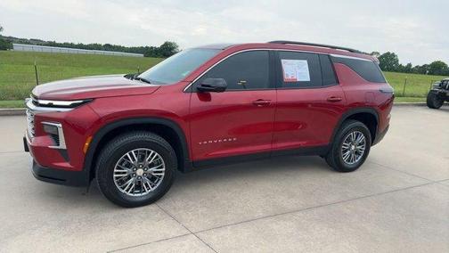 Radiant Red 2025 Chevrolet Traverse LT
