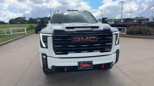 Summit White 2024 GMC Sierra 2500 AT4