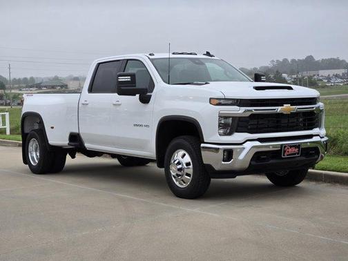 Summit White 2026 Chevrolet Silverado 3500 LT