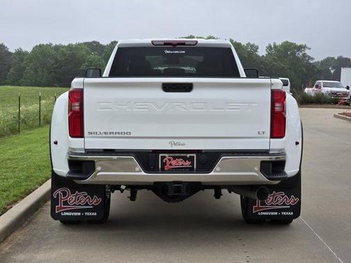 Summit White 2026 Chevrolet Silverado 3500 LT