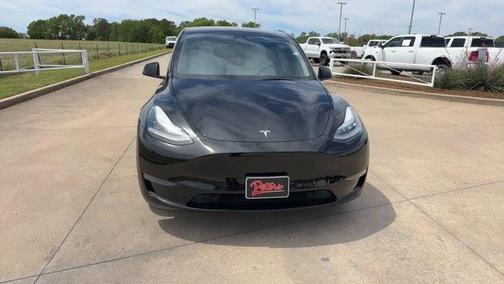 Black 2023 Tesla Model Y Long Range