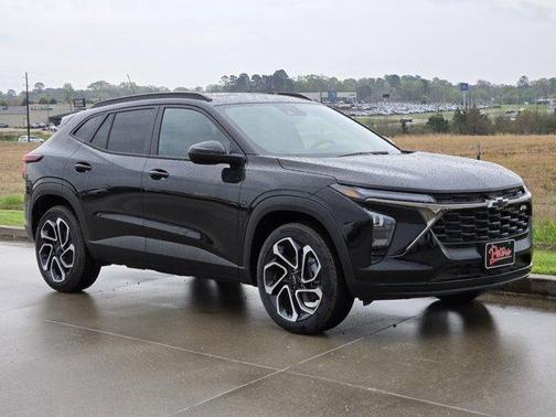 Mosaic Black Metallic 2026 Chevrolet Trax 2RS