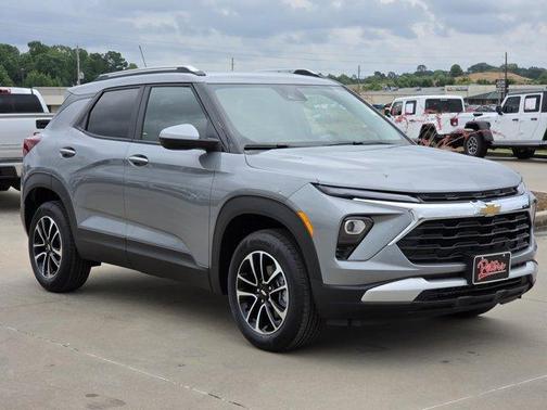 Sterling Gray Metallic 2026 Chevrolet Trailblazer LT