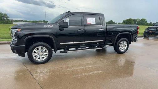 Black 2025 Chevrolet Silverado 3500 High Country