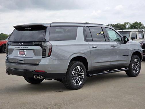 Sterling Gray Metallic 2026 Chevrolet Suburban Z71