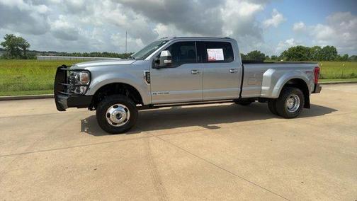 2022 Ford F-350 Lariat Super Duty