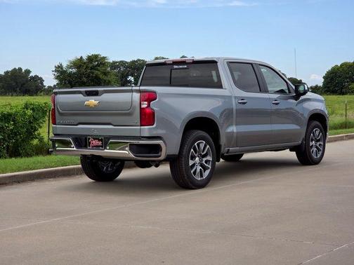 Sterling Gray Metallic 2026 Chevrolet Silverado 1500 LT
