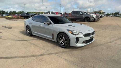 2022 Kia Stinger GT-Line