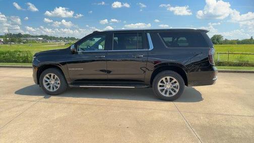 2025 Chevrolet Suburban Premier