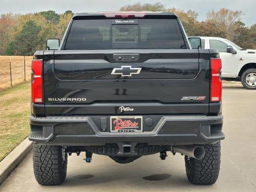 2026 Chevrolet Silverado 2500 ZR2