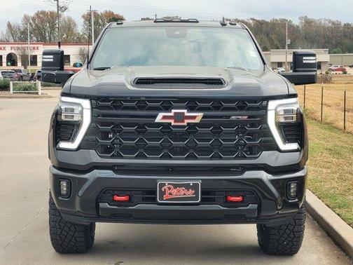 2026 Chevrolet Silverado 2500 ZR2