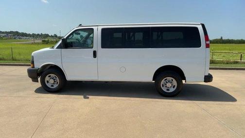 2023 Chevrolet Express 3500 LS