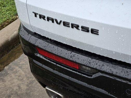 Polar White 2026 Chevrolet Traverse RS
