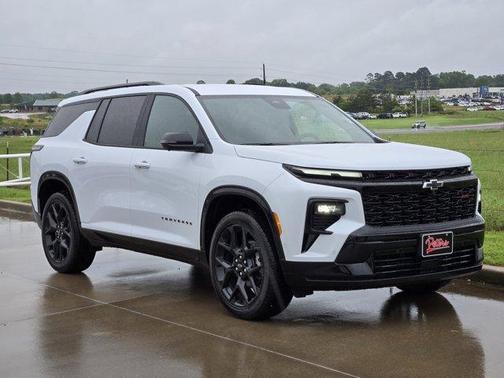 Polar White 2026 Chevrolet Traverse RS
