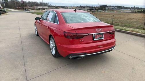 2024 Audi A4 45 S line quattro Premium
