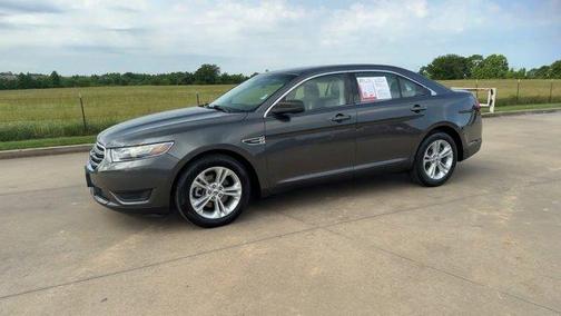2018 Ford Taurus SE