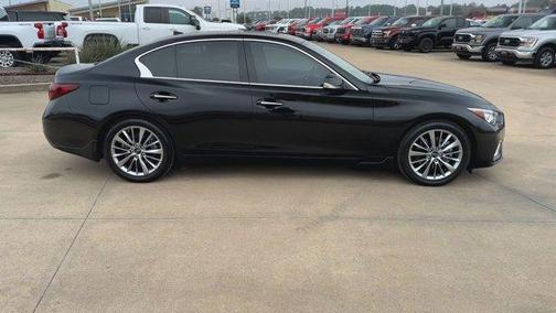 2022 INFINITI Q50 LUXE