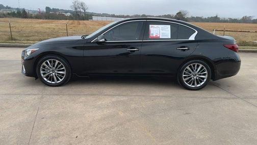 2022 INFINITI Q50 LUXE