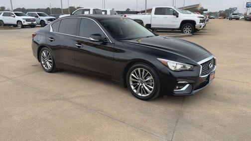 2022 INFINITI Q50 LUXE