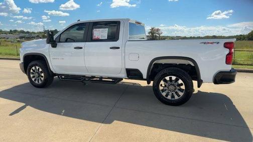 2024 Chevrolet Silverado 2500 Custom