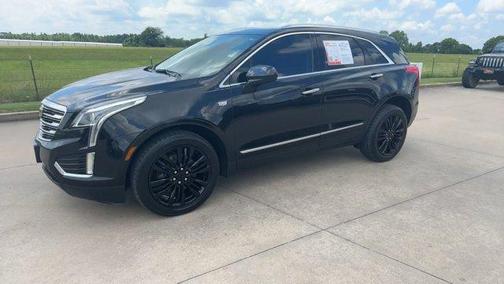 Black 2019 Cadillac XT5 Luxury