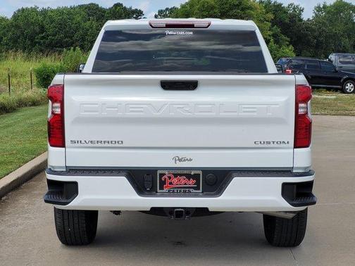 2025 Chevrolet Silverado 1500 Custom