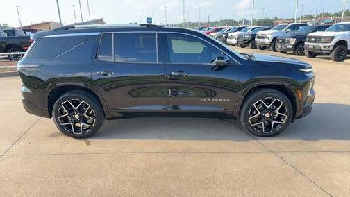 Mosaic Black Metallic 2025 Chevrolet Traverse High Country