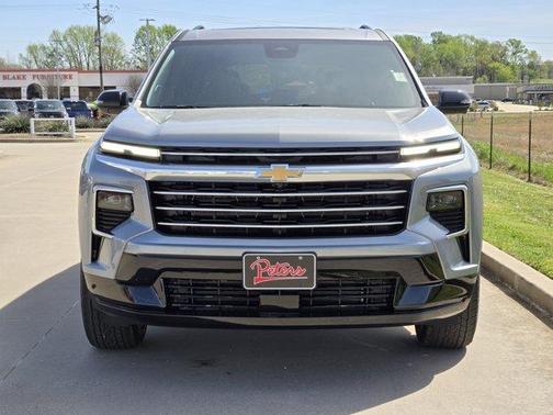 Sterling Gray Metallic 2026 Chevrolet Traverse High Country