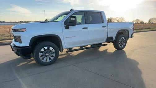2026 Chevrolet Silverado 2500 Custom