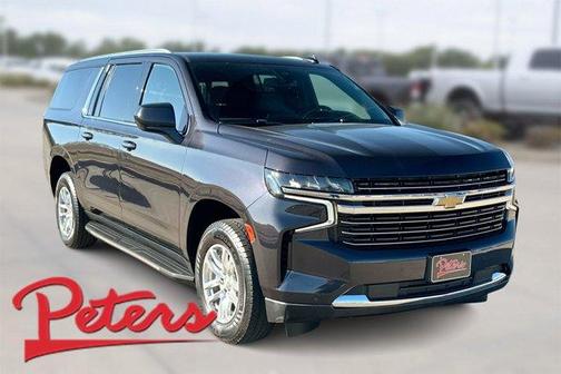 2022 Chevrolet Suburban LT