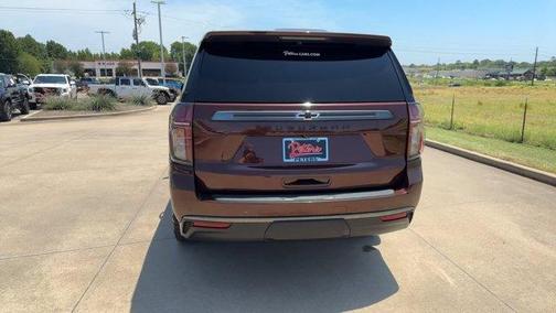 Auburn Metallic 2022 Chevrolet Suburban Z71