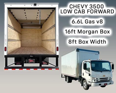 2024 Chevrolet Express 3500 