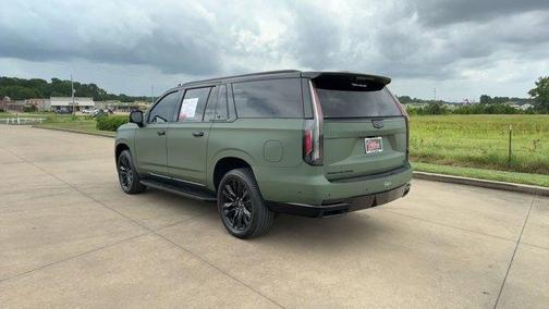 2022 Cadillac Escalade ESV Premium Luxury