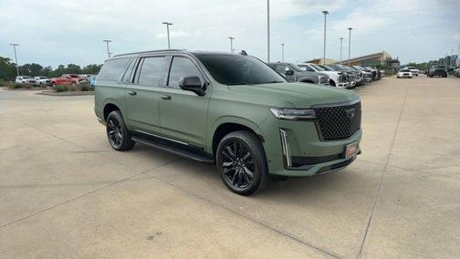 2022 Cadillac Escalade ESV Premium Luxury