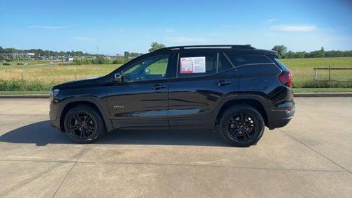 2023 GMC Terrain AT4