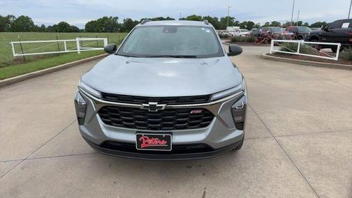 Sterling Gray Metallic 2026 Chevrolet Trax 2RS