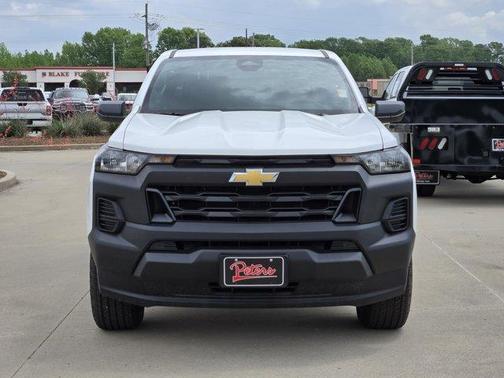 Summit White 2026 Chevrolet Colorado WT