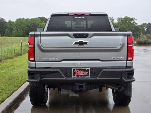 Sterling Gray Metallic 2026 Chevrolet Silverado 2500 ZR2