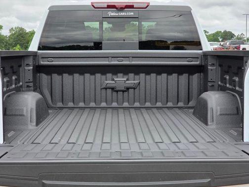 Polar White 2026 Chevrolet Silverado 1500 High Country