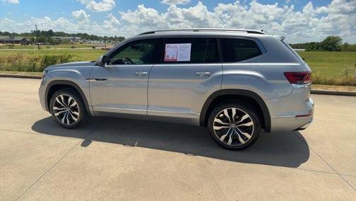2022 Volkswagen Atlas 3.6L SEL Premium R-Line