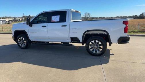 2024 Chevrolet Silverado 2500 Custom