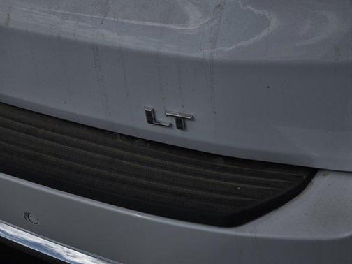 Summit White 2026 Chevrolet Suburban LT