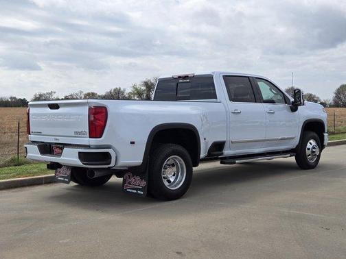 2026 Chevrolet Silverado 3500 High Country