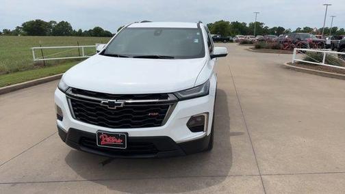 Summit White 2023 Chevrolet Traverse RS